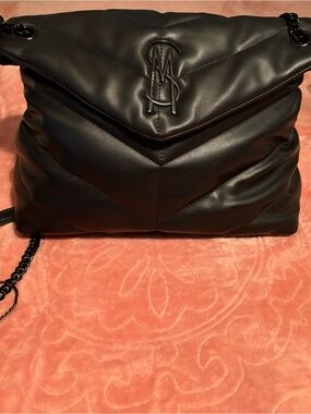 ⭐ (NEW) Steve Madden BBritta Black Chain Strap Shoulder Bag 
SEND BEST OFFER ⭐